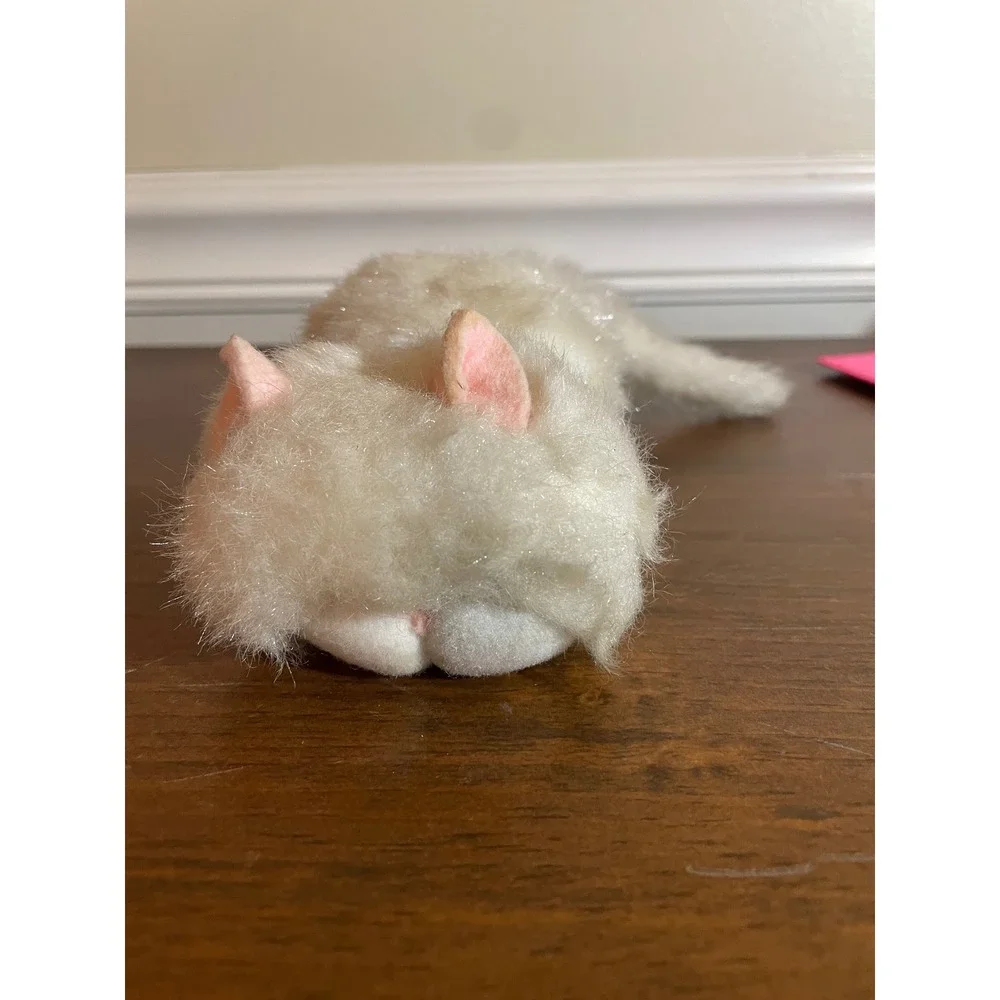 Vintage 1980 Russ Berrie White Plush Cat Beanbag Long Tail Pink Paws Toy 1886